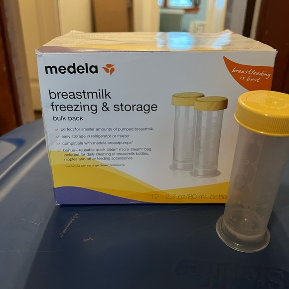BREASTMILK FREEZING & STORAGE- 12bottles & lids. - Picture 1 of 1